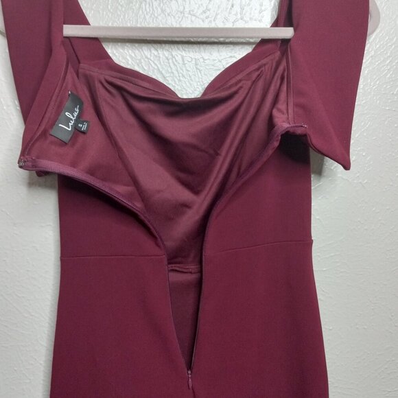 Lulus Maxi dress Burgundy - Off the shoulder - Size S - Picture 10 of 14